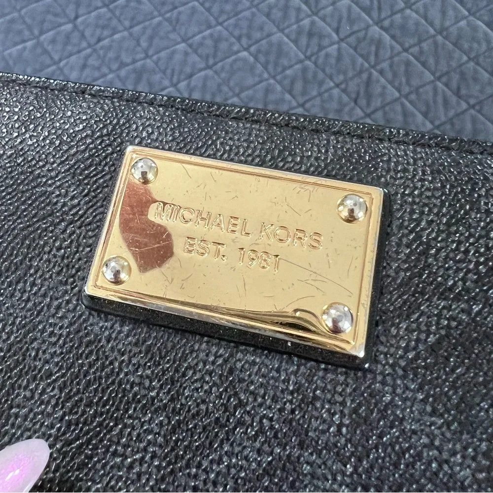 Michael Kors Monogram Wallet Logo Zip Around Black MK Leather